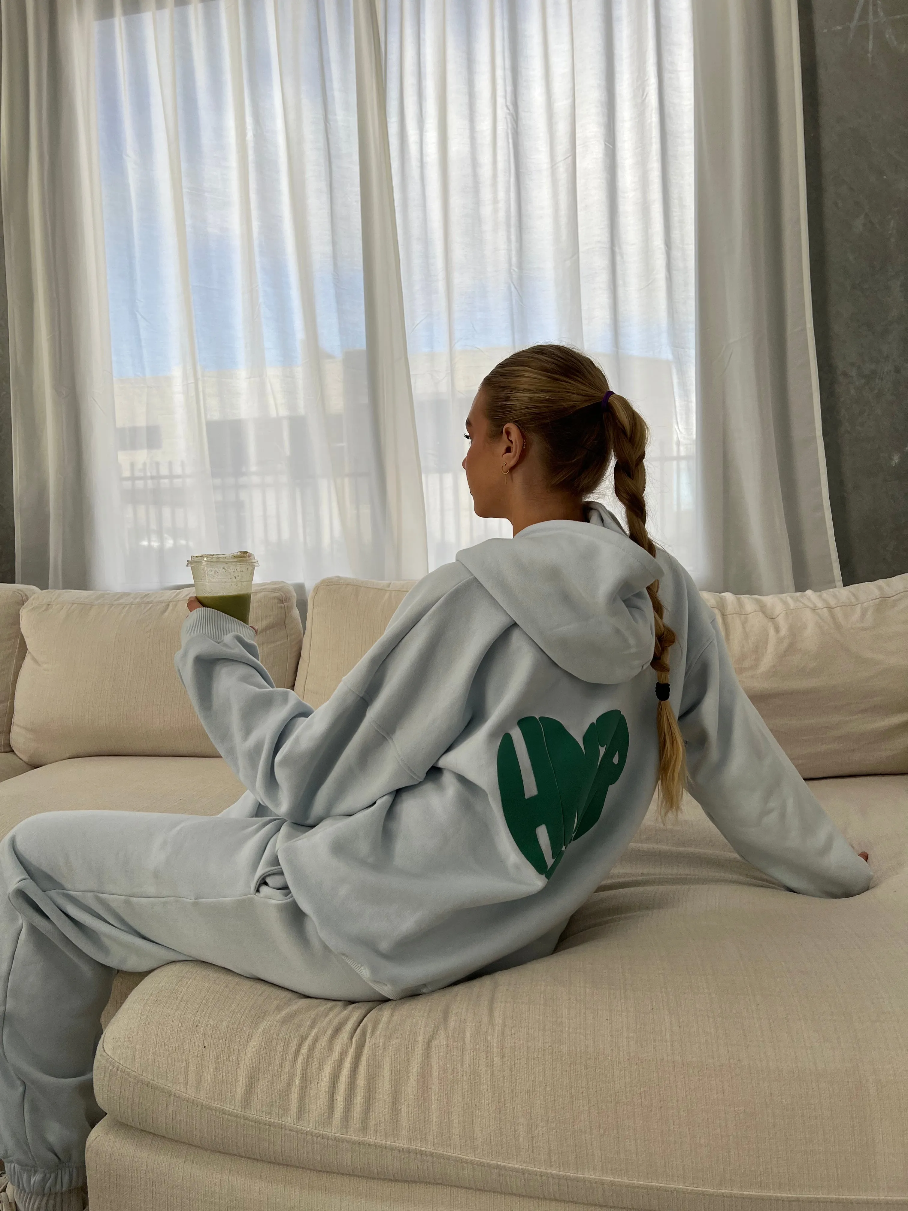 HEART PUFF HOOD: baby blue